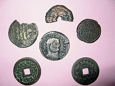 набор предметов глубокой старины